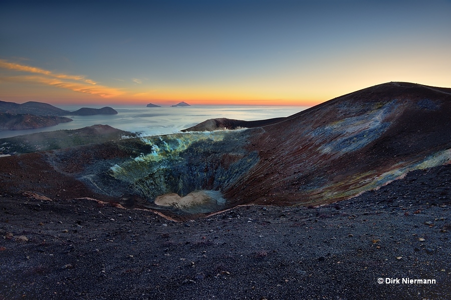 Vulcano Gran Cratere atop Fossa Cone