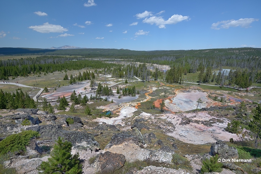 Artists' Paintpots Yellowstone