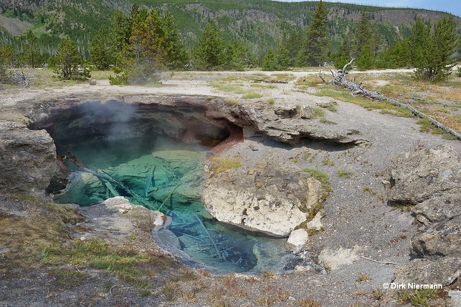 Demon's Cave Yellowstone